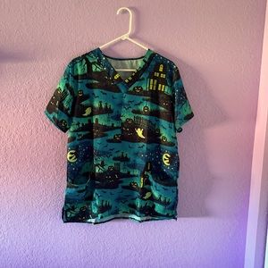 Halloween scrub top XL
